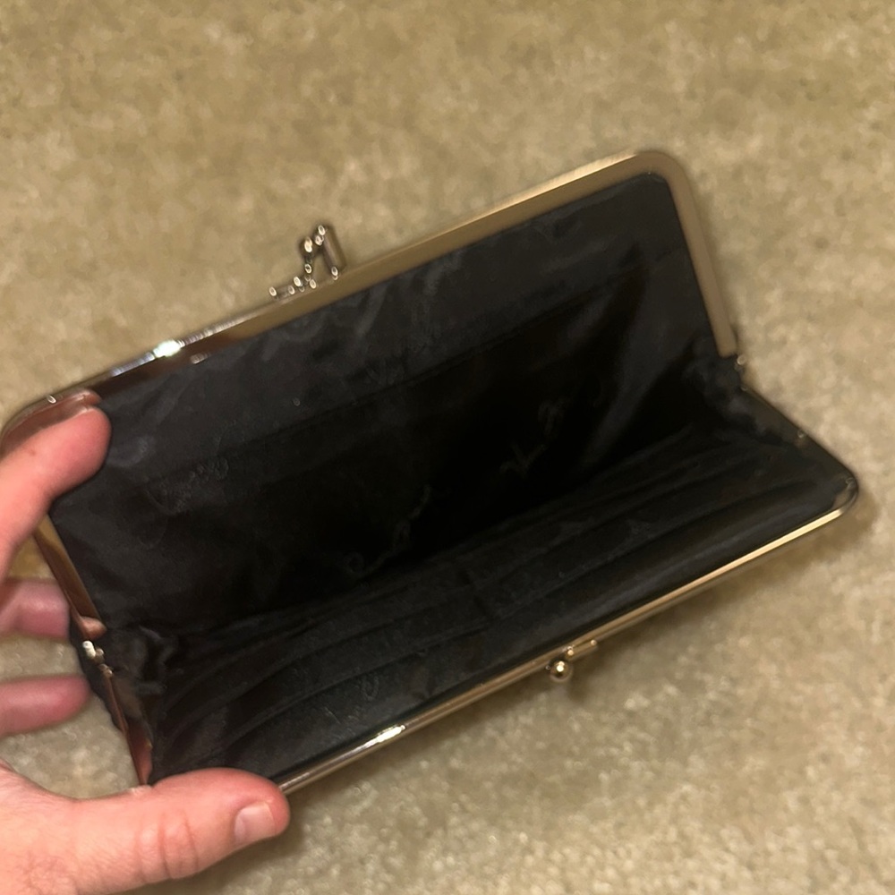 Vera Bradley Black Quilted Clutch wallet - Picture 4 of 9